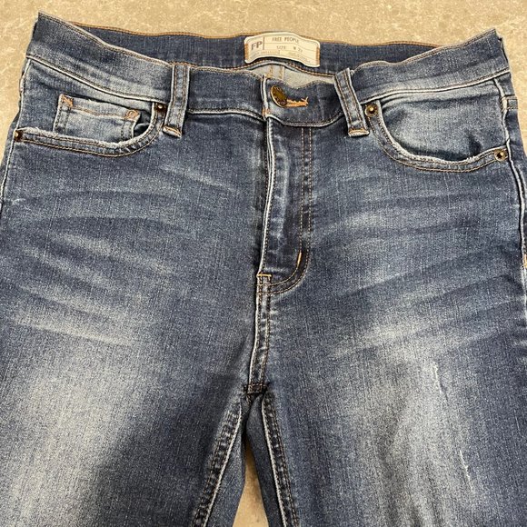 Free People Size 27 Frayed hem distressed skinny jeans - Picture 1 of 2